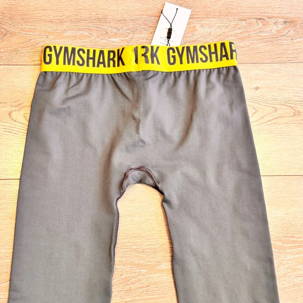 NWT Gymshark Fit Seamless‎ Crop Leggings Charcoal Yellow Medium M Athleisure